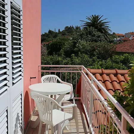 10148c Apartment Trpanj